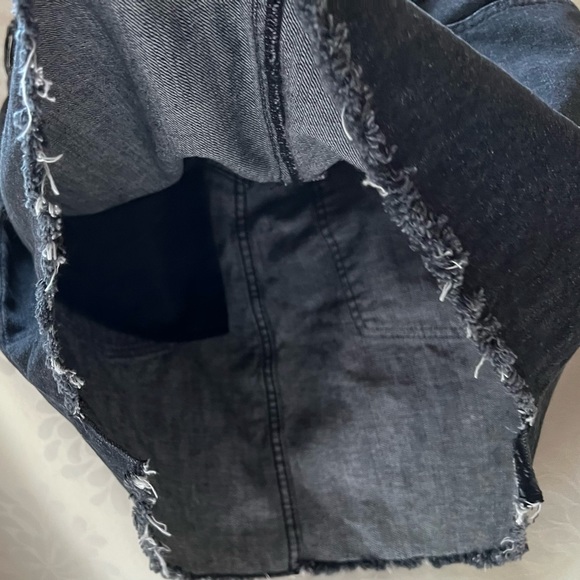 Gap Jean Skirt Size 32 - Picture 3 of 5